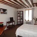 Apartment Paris - Lappe